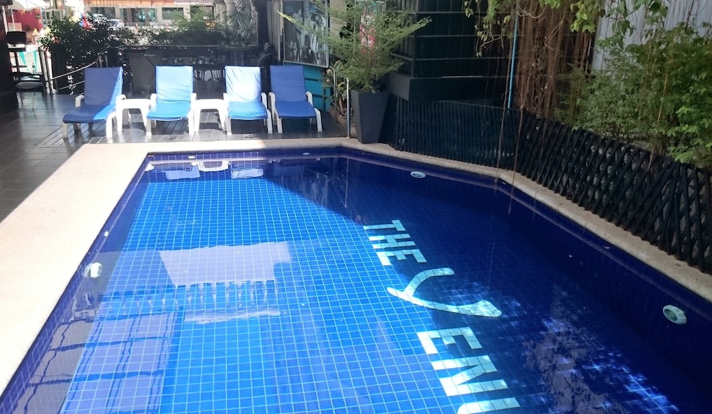 the venue residence and cabaret