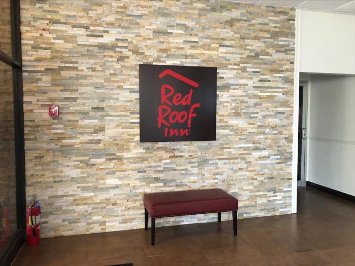 red roof inn norwich