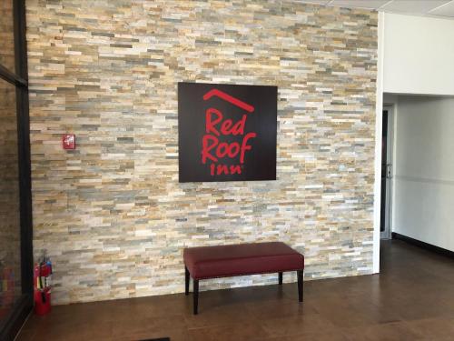 red roof inn norwich