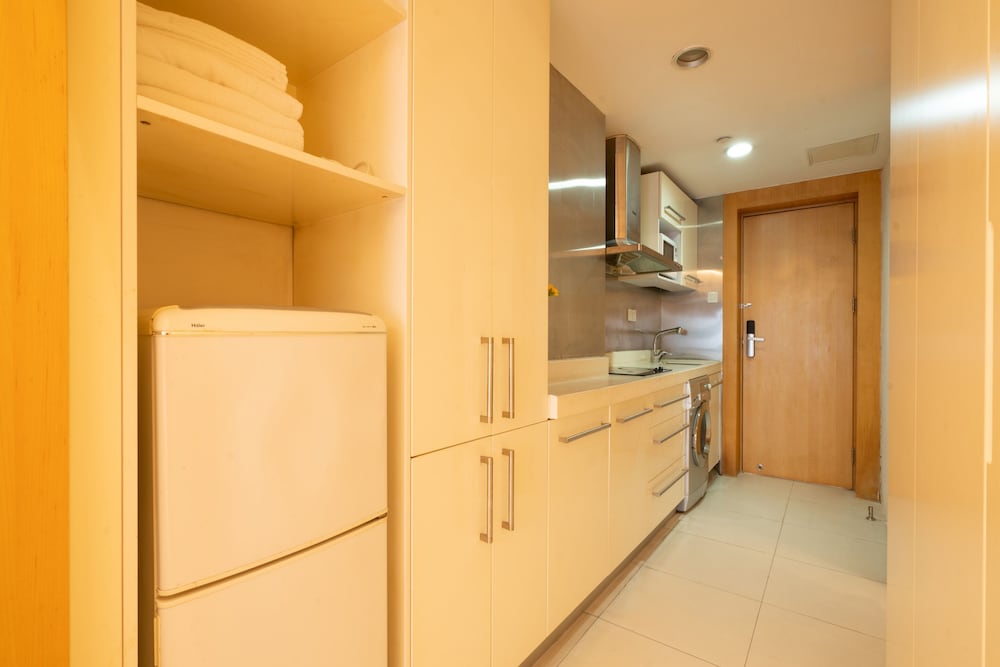 private enjoyed home apartment hotel of randf wales apartment