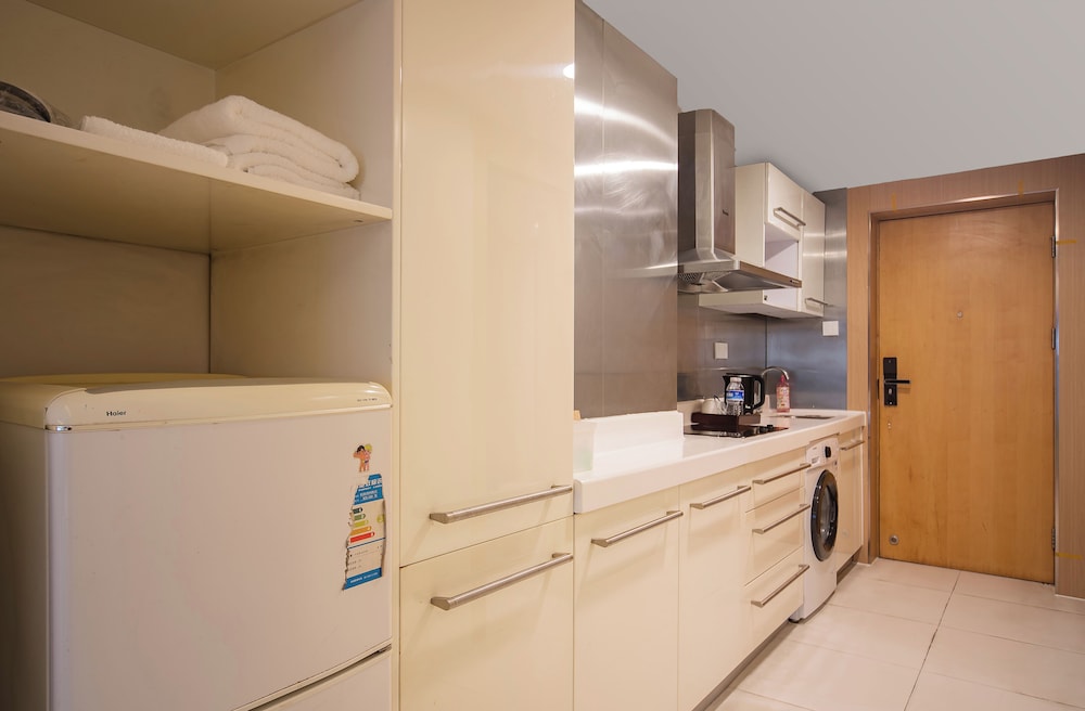 private enjoyed home apartment hotel of randf wales apartment