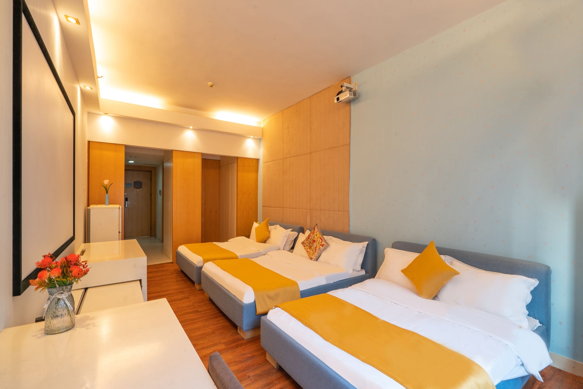 private enjoyed home apartment hotel of randf wales apartment