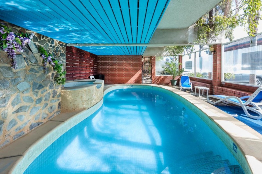 adelaide granada motor inn