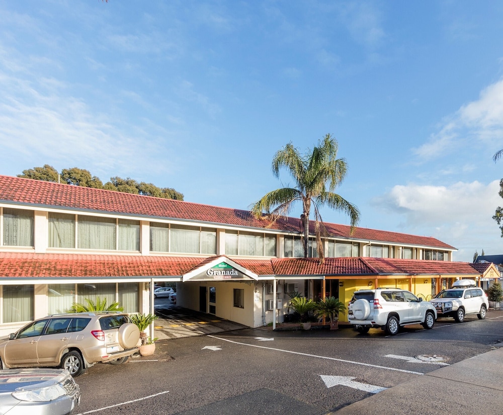 adelaide granada motor inn