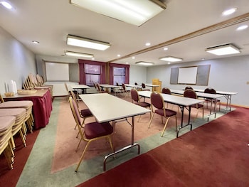 econo lodge fort wayne