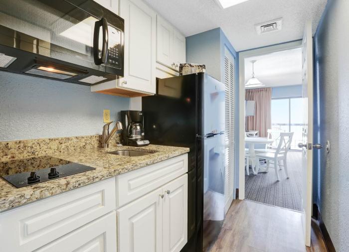 sand dunes tower suites and villas
