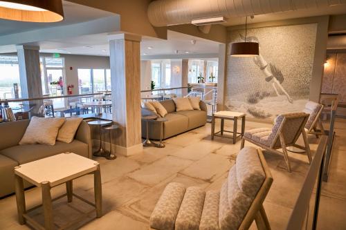 sand dunes tower suites and villas