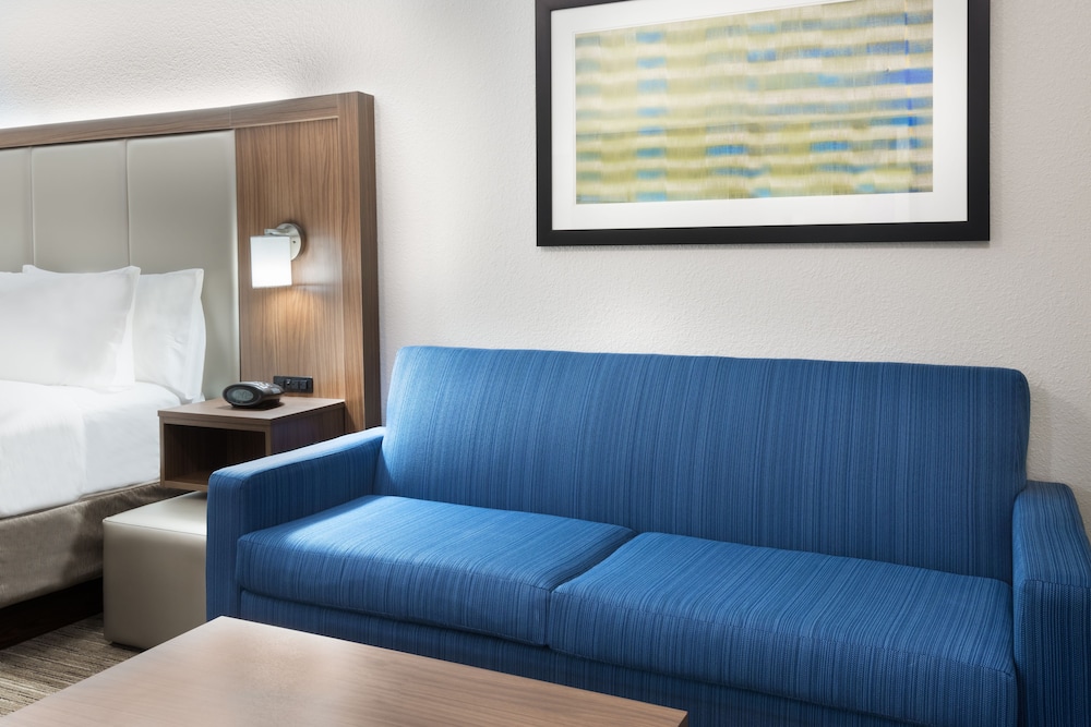 holiday inn express and suites columbus airport east by ihg