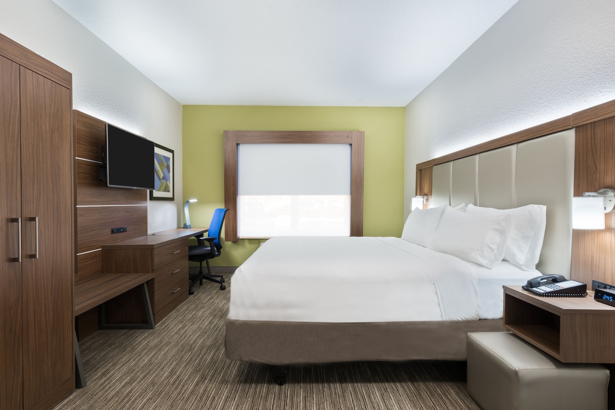 holiday inn express and suites columbus airport east by ihg