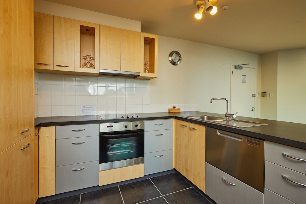 seafront apartment at kaikoura holiday homes