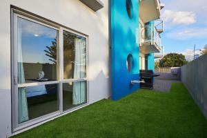 seafront apartment at kaikoura holiday homes