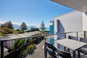 seafront apartment at kaikoura holiday homes