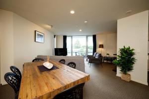 seafront apartment at kaikoura holiday homes