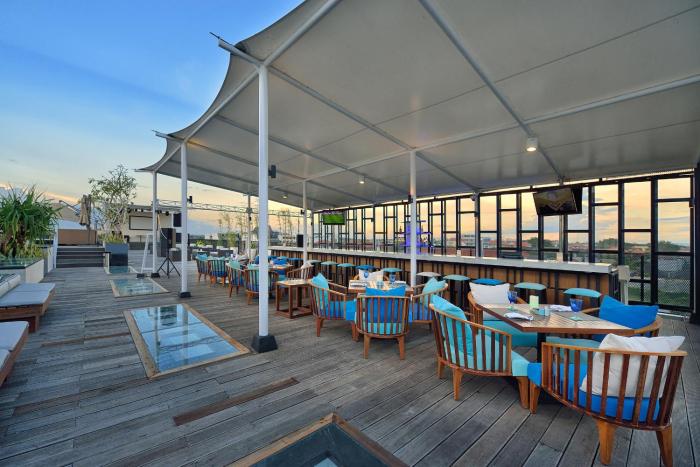 de vins sky hotel seminyak