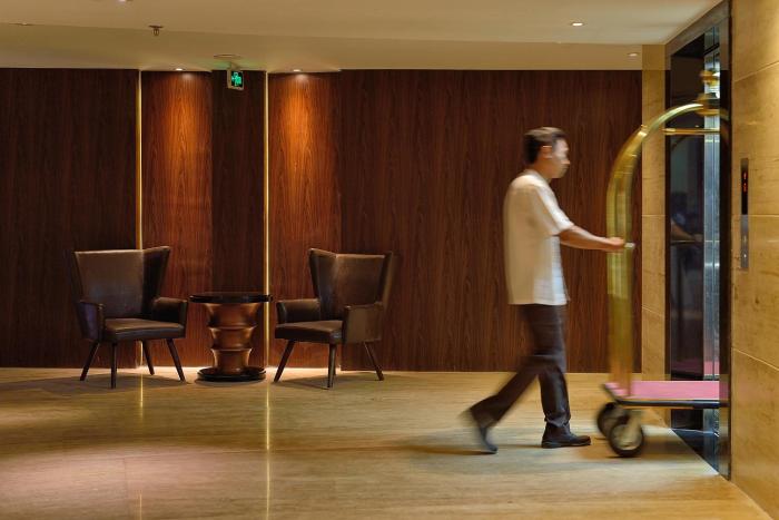 de vins sky hotel seminyak