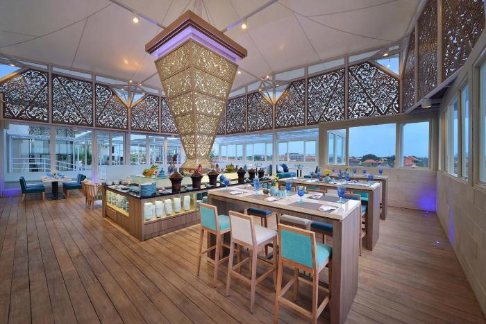 de vins sky hotel seminyak