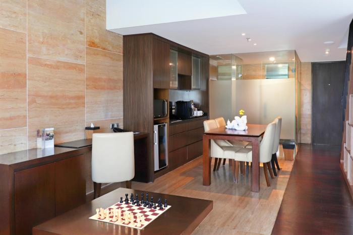 de vins sky hotel seminyak