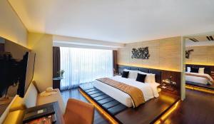 de vins sky hotel seminyak