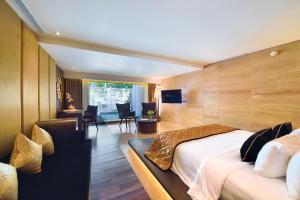 de vins sky hotel seminyak