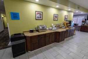 countryside inn and suites