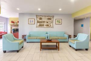countryside inn and suites