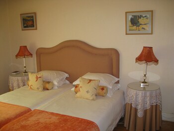 Kingna Lodge,Cape Winelands>>Cape Town,4 star