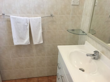 town and country motel