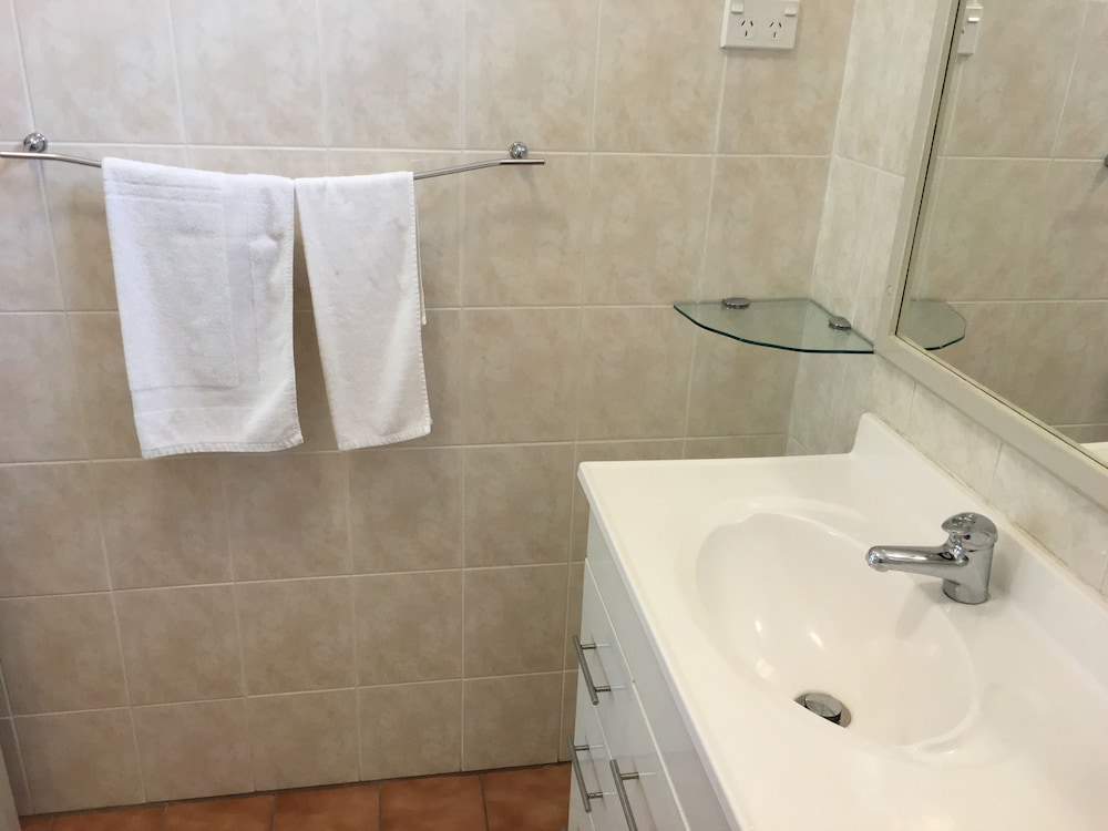 town and country motel