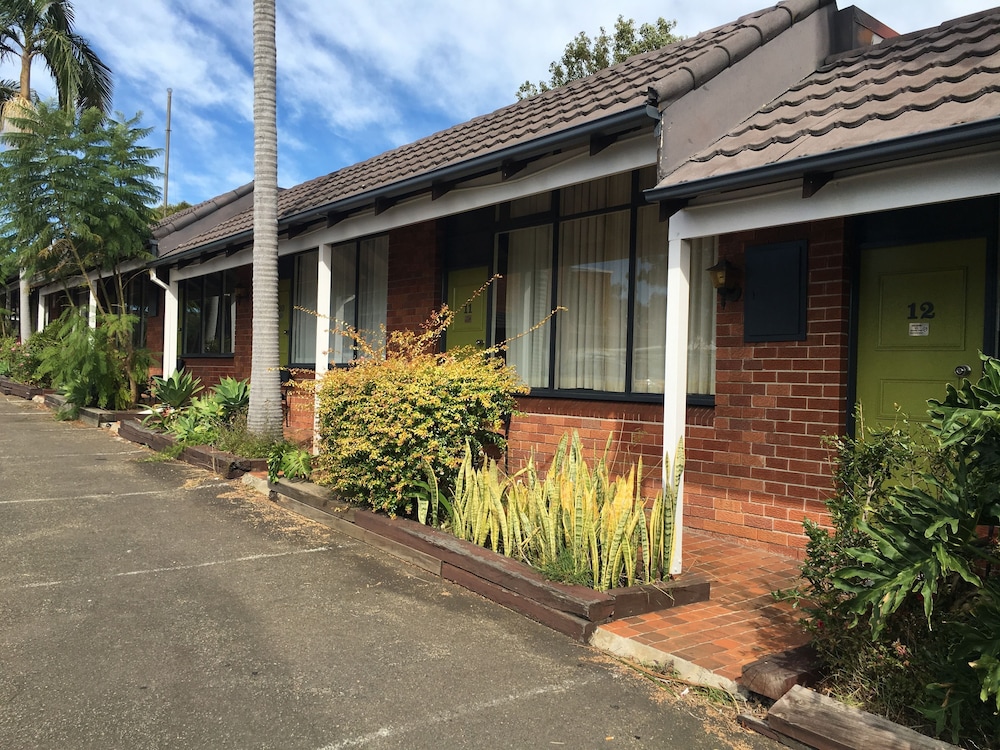 town and country motel