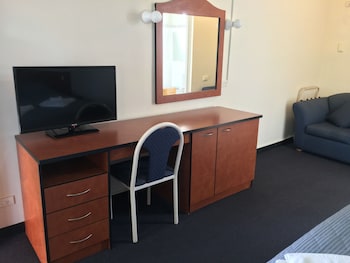 town and country motel