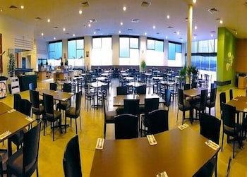 d hotel seri iskandar