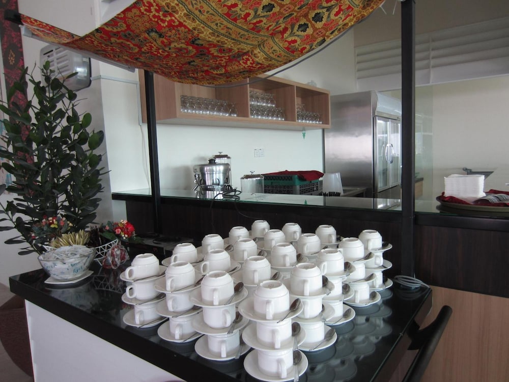 d hotel seri iskandar