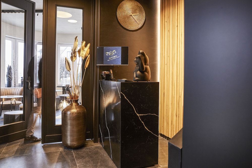 oniro luxury rooms and wellness suites