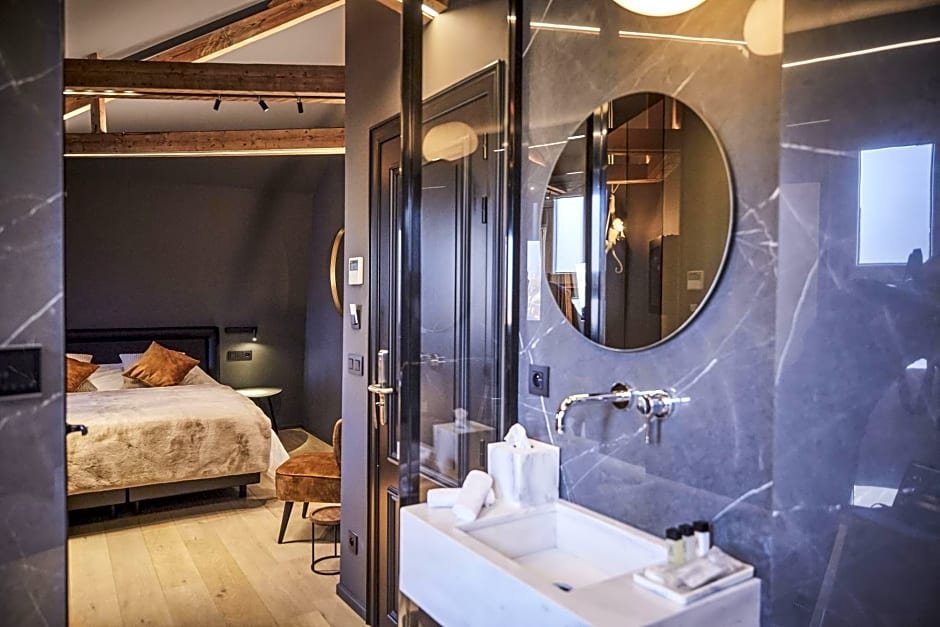oniro luxury rooms and wellness suites