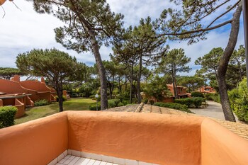 onyria quinta da marinha villas