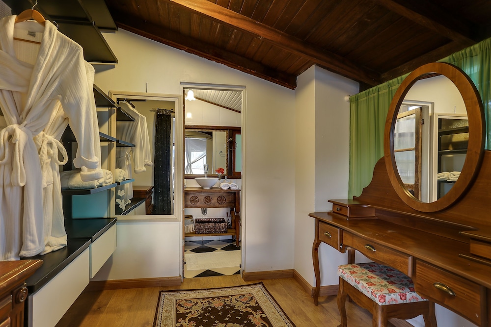 bistro e guest house isadora duncan adults only