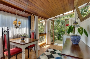 bistro e guest house isadora duncan adults only