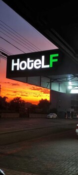 hotel lf