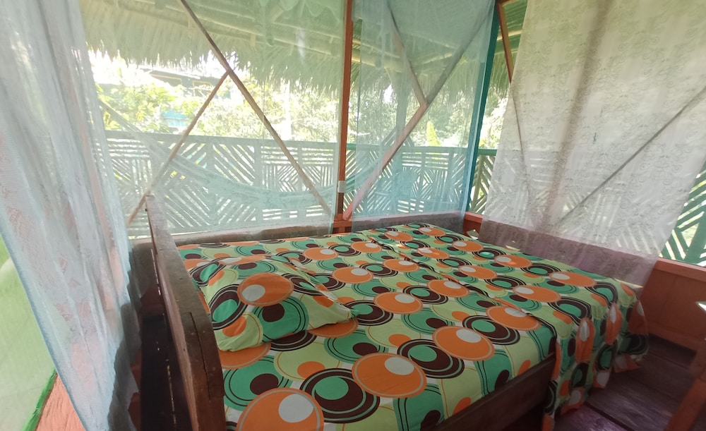 hostal buho amazonas tours