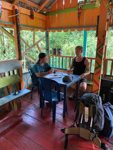 hostal buho amazonas tours
