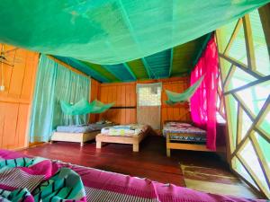 hostal buho amazonas tours