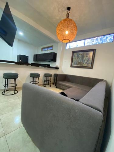 mahalo hostel boutique