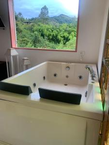mahalo hostel boutique