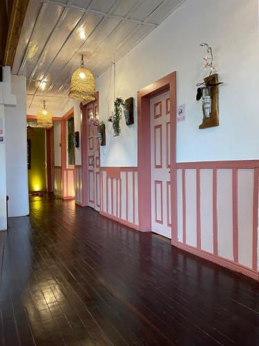 mahalo hostel boutique