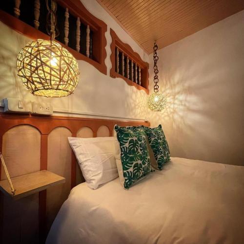 mahalo hostel boutique