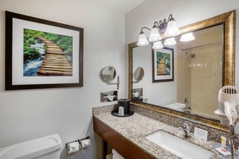 comfort inn castro valley