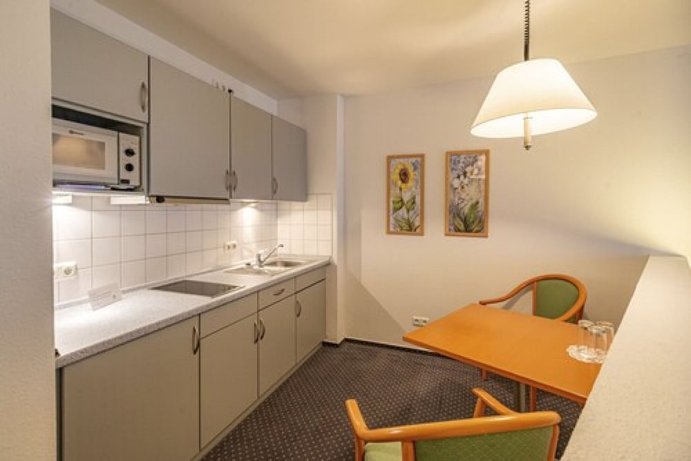 hotel rostock west im kritzmow park