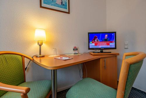 hotel rostock west im kritzmow park