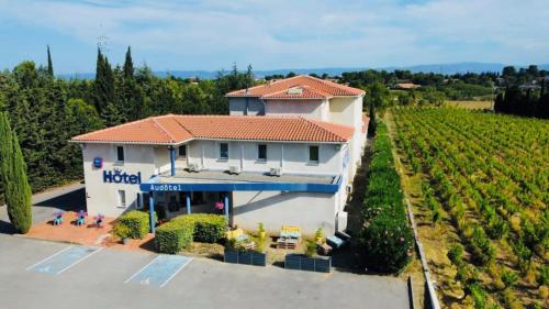 Audotel,Cathar Castles>>Carcassonne,2 star