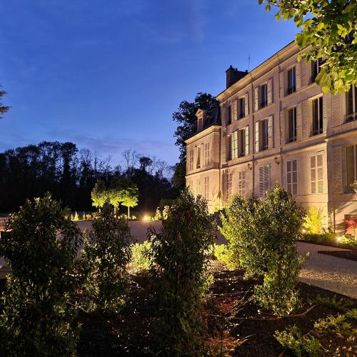 chateau du rollin orleans ouest la chapelle st mesmin